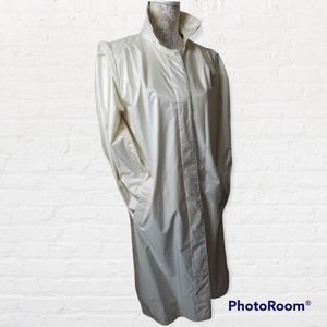 BRITISH MIST Vintage 70s/80s White Trench Coat | Rain Slicker Size 7/8